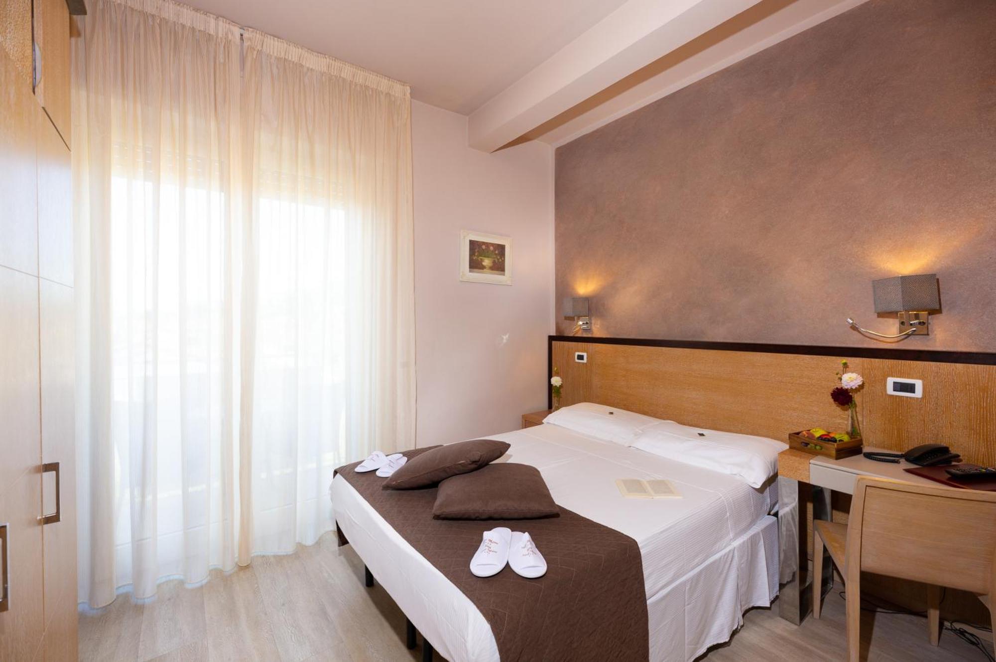 Hotel Nuova Sabrina Marina di Pietrasanta Zewnętrze zdjęcie