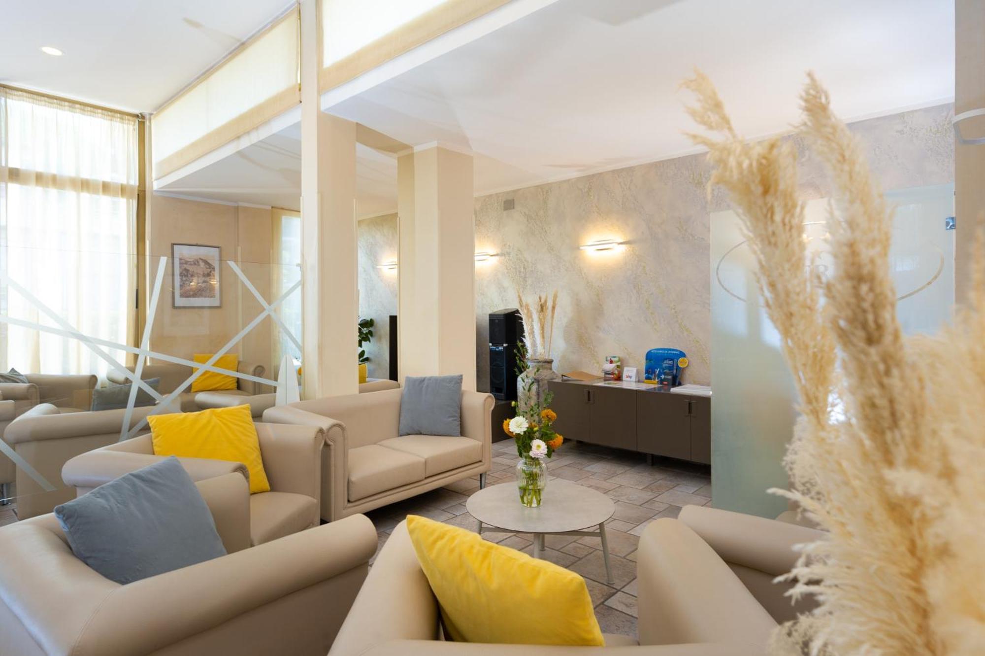 Hotel Nuova Sabrina Marina di Pietrasanta Zewnętrze zdjęcie
