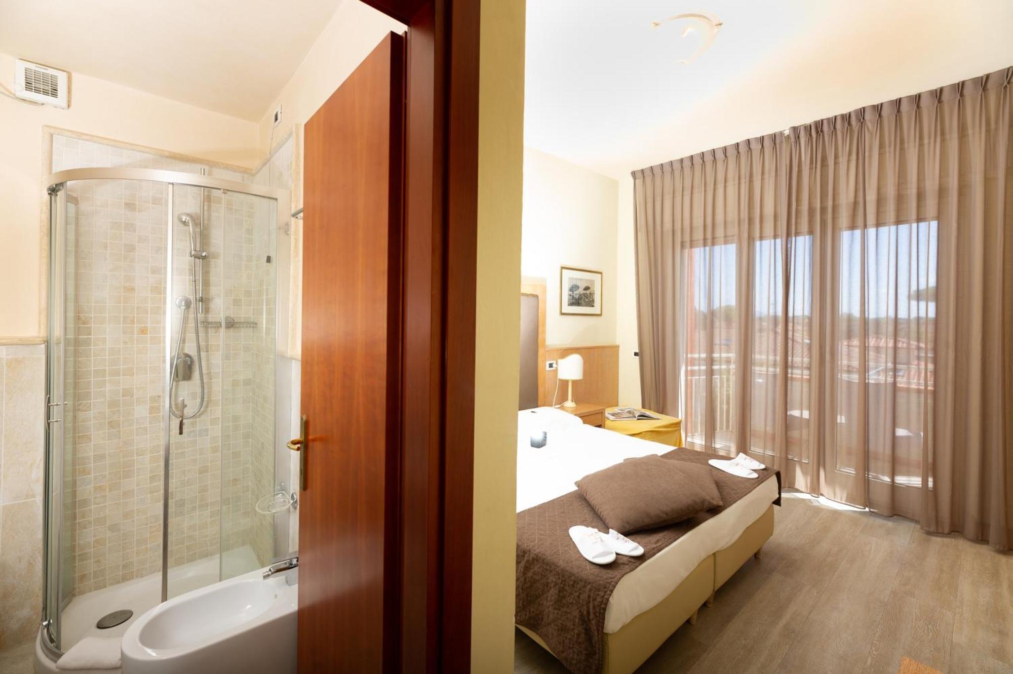 Hotel Nuova Sabrina Marina di Pietrasanta Zewnętrze zdjęcie