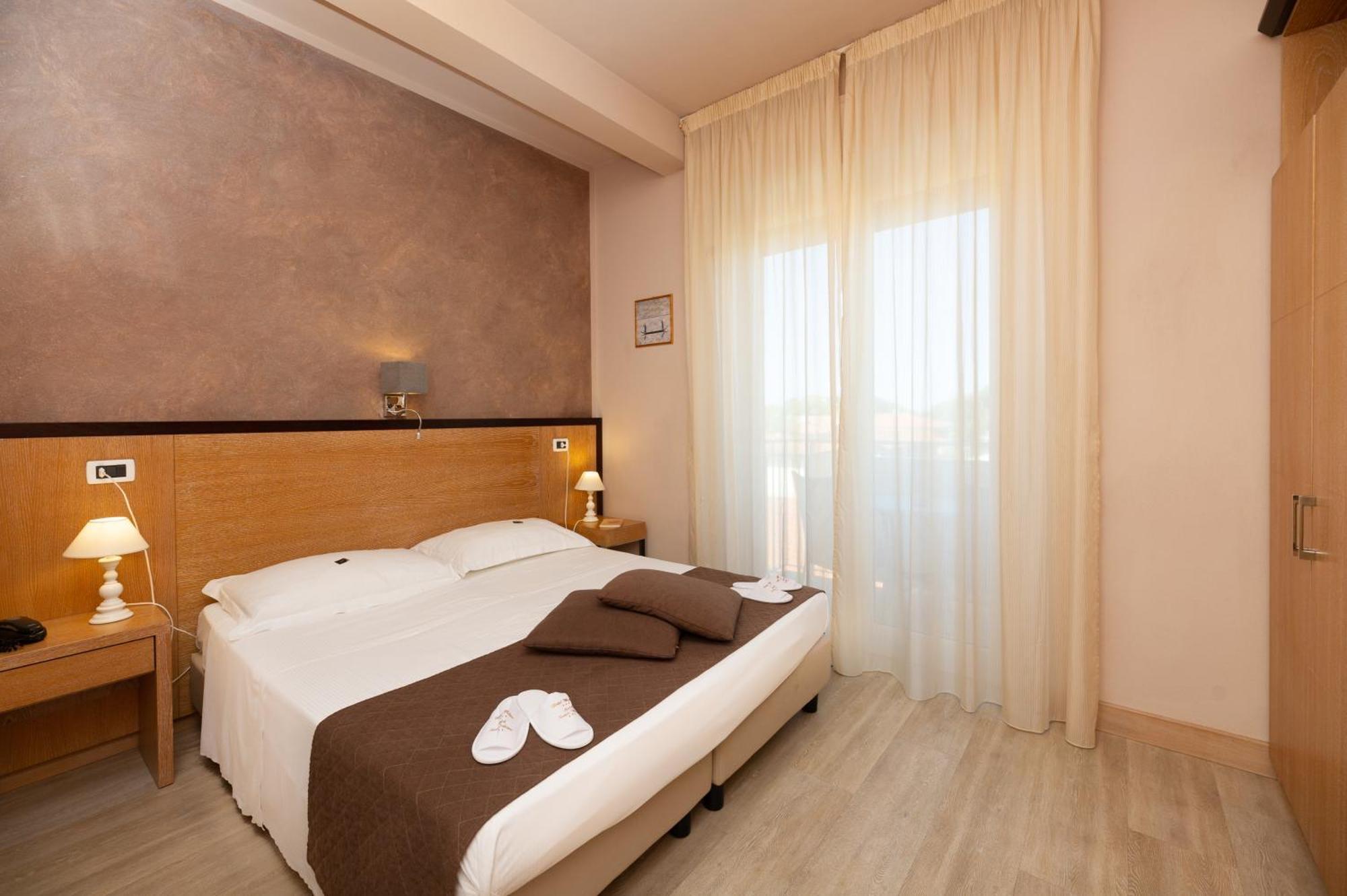 Hotel Nuova Sabrina Marina di Pietrasanta Zewnętrze zdjęcie